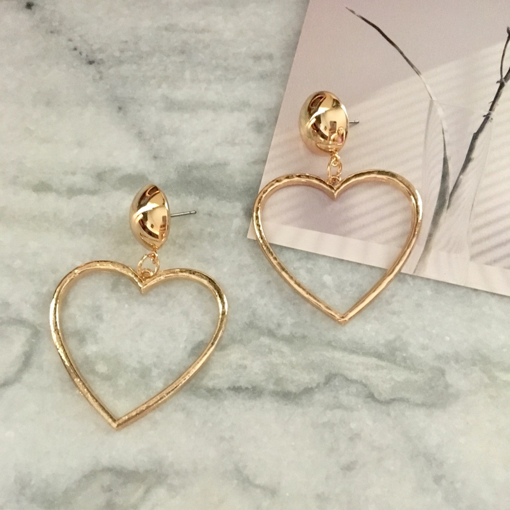 Round Dot Hollow Heart Gold Hoop Earrings - Picture 2 of 8